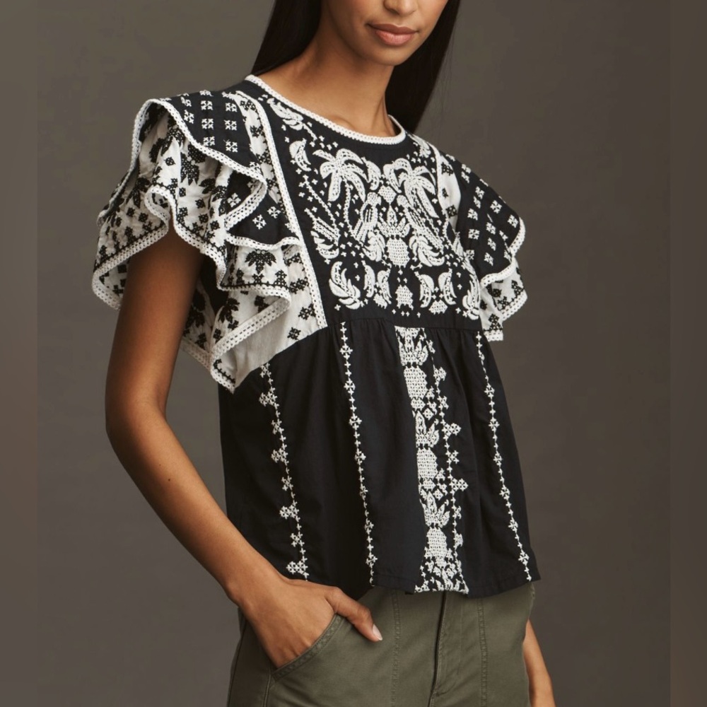 NWT FARM Rio Black and White Embroidered Ruffle Sleeve Blouse